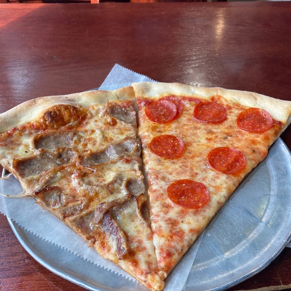 Front Street Pizza