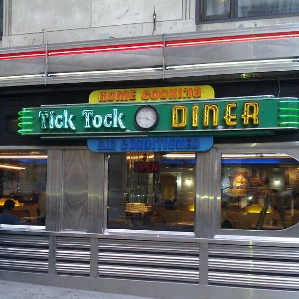 Tick Tock Diner - Garment District에서 아메리칸 다이너일에서의 사진