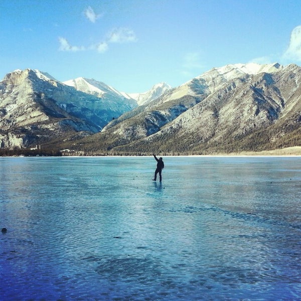 Where's Good? Holiday and vacation recommendations for Banff, Canada. What's good to see, when's good to go and how's best to get there.