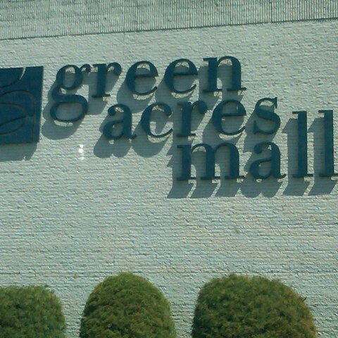 Green Acres Mall - Valley Stream, NY