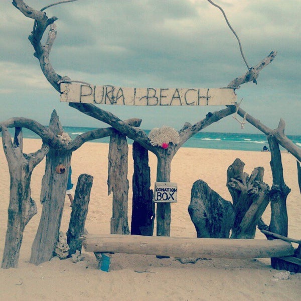 Where's Good? Holiday and vacation recommendations for Boracay Island, Philippinen. What's good to see, when's good to go and how's best to get there.