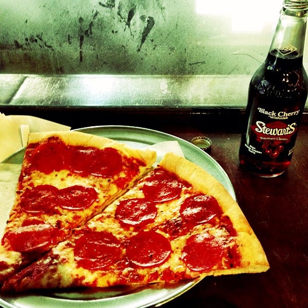Front Street Pizza