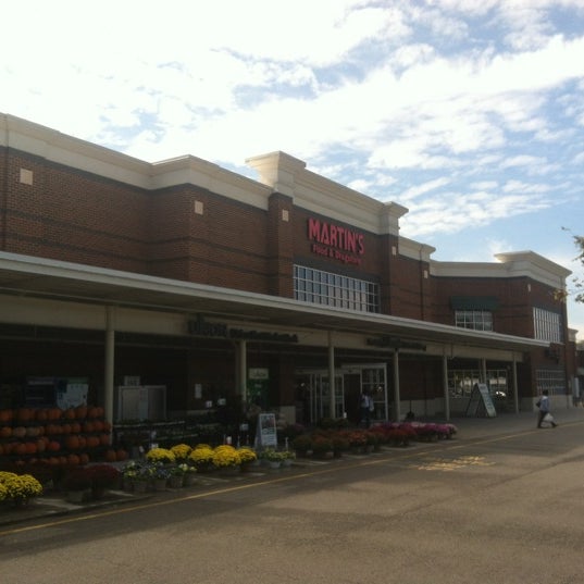 Martin's Food Market - Grocery Store in Stratford Hills ...