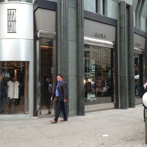 Zara Clothing Store in Wien
