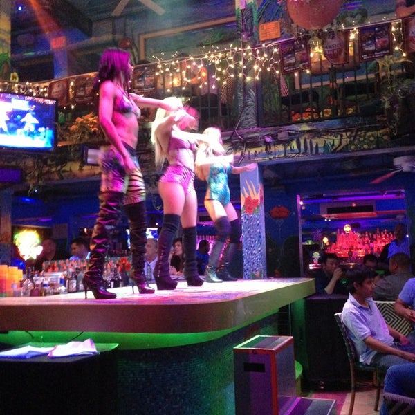  Mango s  Tropical Cafe Nightclub  in Flamingo Lummus