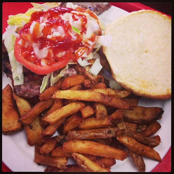 TBones Sizzling Steaks & Burgers Eglinton East 28 tips