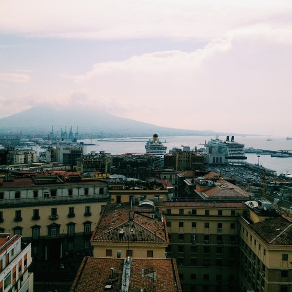 Renaissance Naples Hotel Mediterraneo Hotel in Napoli