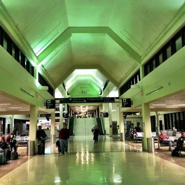 tri cities airport