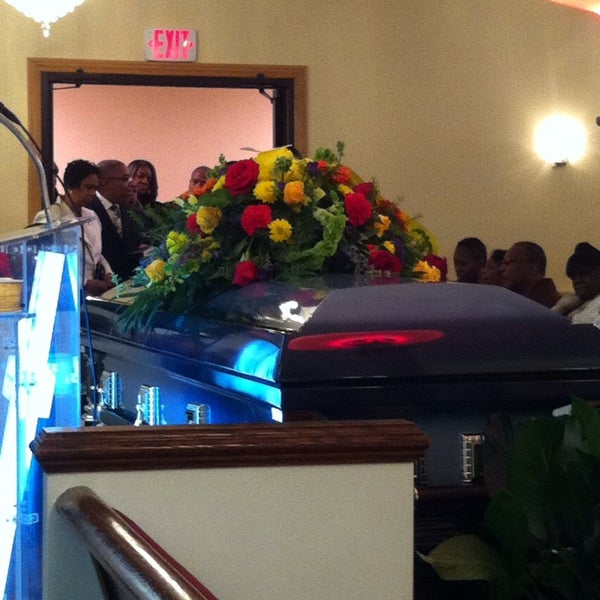 Leak & Sons Funeral Homes - Funeral Home in Chatham