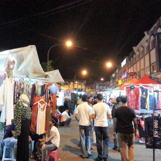 Uptown Danau  Kota Flea Market in Setapak