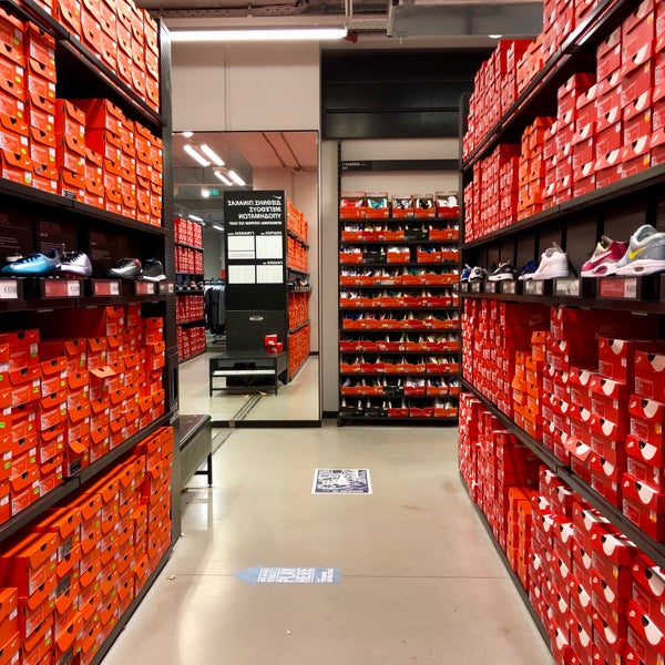 apple nike factory store