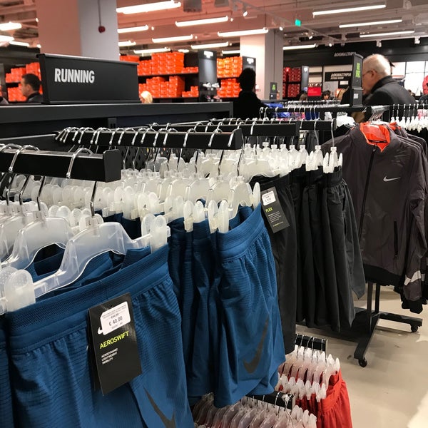 apple nike factory store