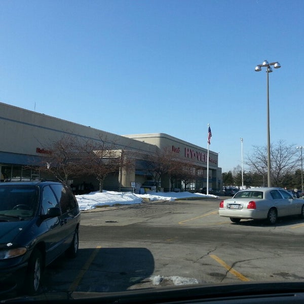 Hy-Vee - Grocery Store in Cedar Rapids