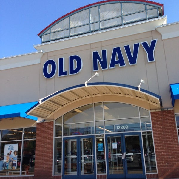 Old Navy - Clothing Store in Fairfax