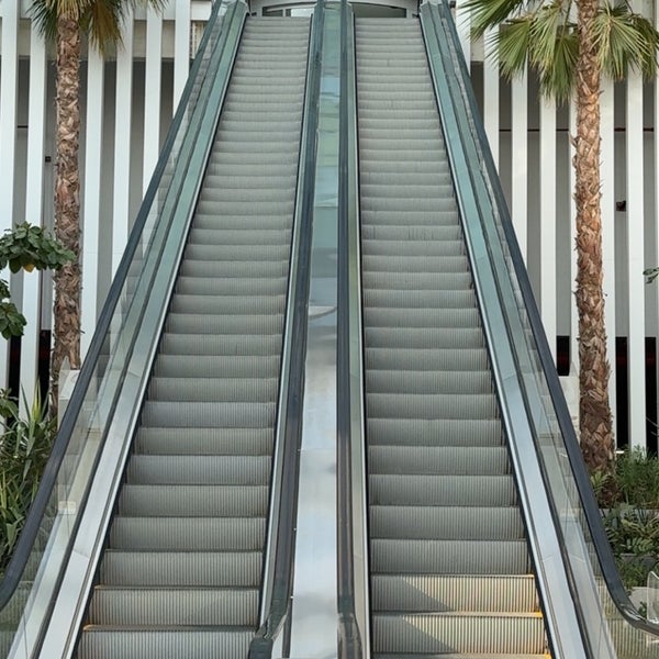 Nad Al Sheba Mall in Dubai, United Arab Emirates - Apple Maps