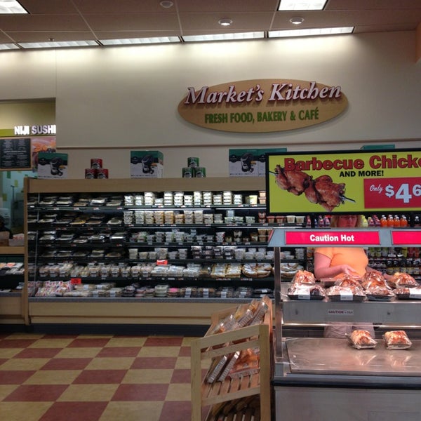 Market Basket Grocery Store in Hooksett