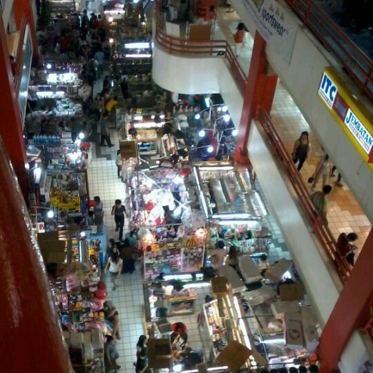  Pasar  Pagi  Mangga  Dua  Shopping Mall