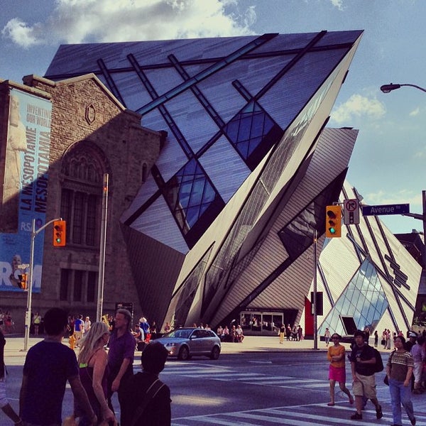 Where's Good? Holiday and vacation recommendations for Toronto, Canada. What's good to see, when's good to go and how's best to get there.
