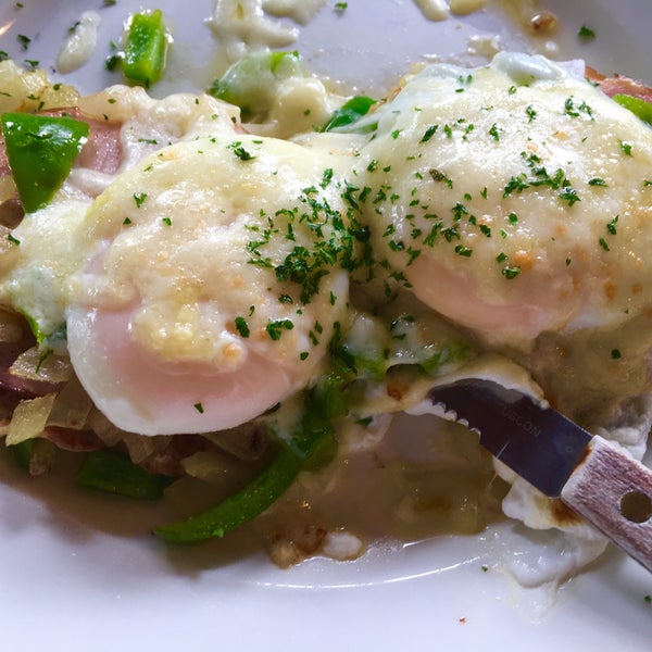 The Olde Blue Bird Inn Restaurant - American Restaurant