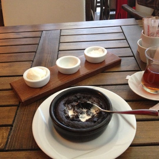 Zero Cafe & Restaurant