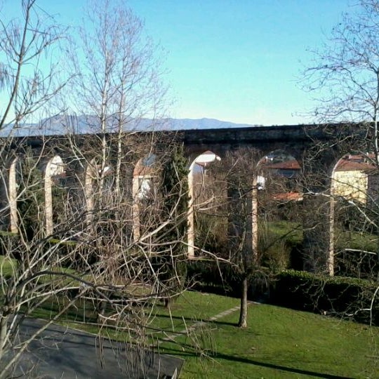Acquedotto Del Nottolini Lucca Scenic Lookout