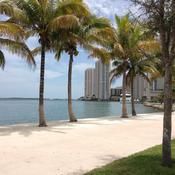 Where's Good? Holiday and vacation recommendations for Miami, United States. What's good to see, when's good to go and how's best to get there.