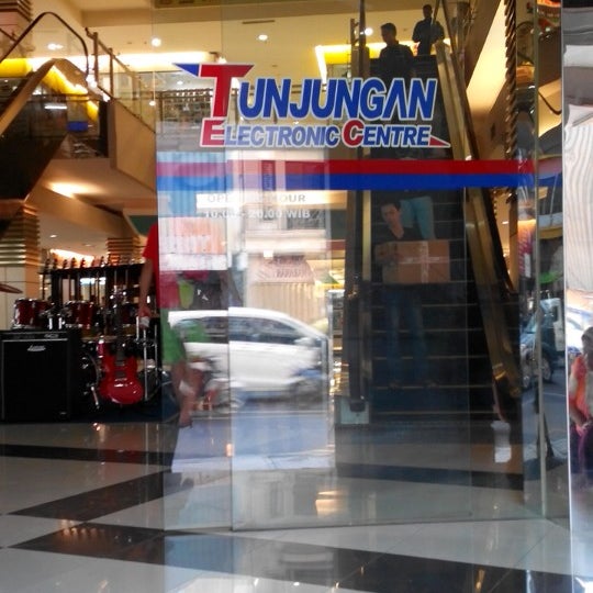 Tunjungan Electronic Centre (TEC) - Electronics Store in 