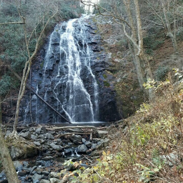 Crabtree Falls - Waterfall in Burnsville