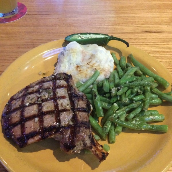 Tight Ends Sports Bar and Grill