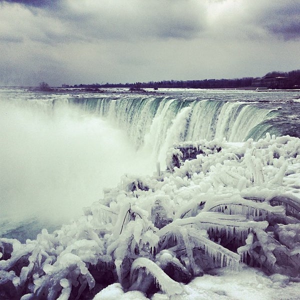 Where's Good? Holiday and vacation recommendations for Niagara Falls, Canada. What's good to see, when's good to go and how's best to get there.