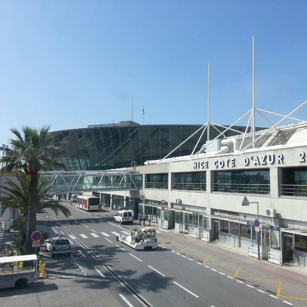 Aéroport de Nice Côte d'Azur (NCE) - Airport in Aéroport