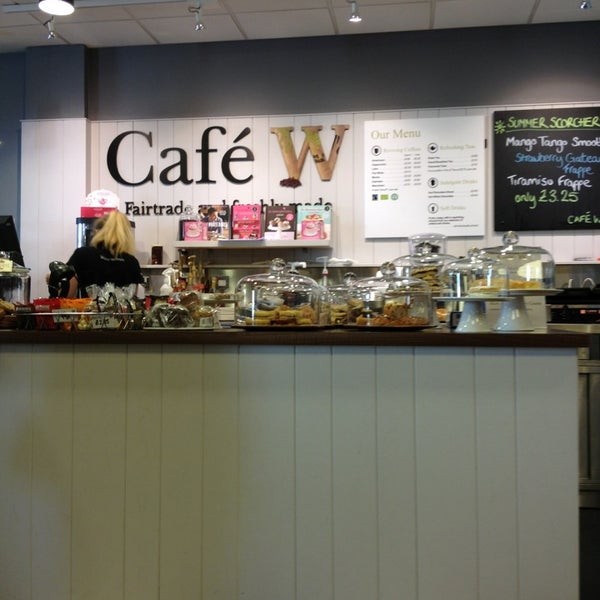 Where's Good? Holiday and vacation recommendations for Caernarfon, United Kingdom. What's good to see, when's good to go and how's best to get there.