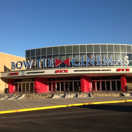 Bow Tie Cinemas Marquis 16 - Trumbull, CT