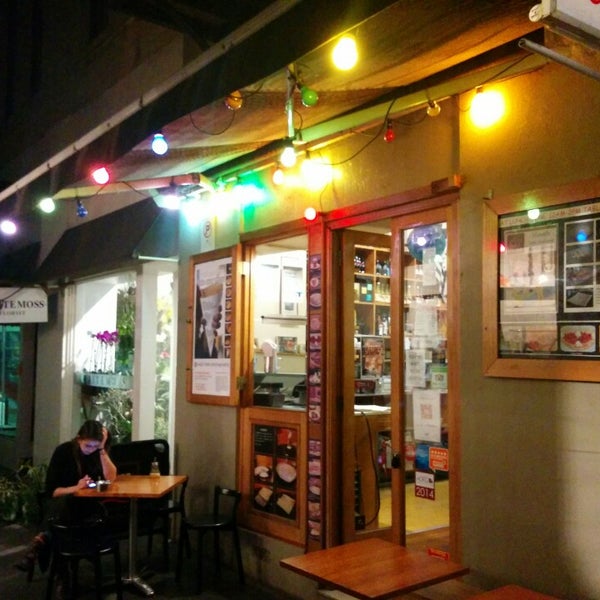 Where's Good? Holiday and vacation recommendations for Melbourne, Australia. What's good to see, when's good to go and how's best to get there.