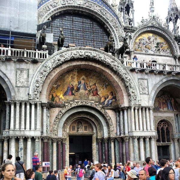 Where's Good? Holiday and vacation recommendations for Venice, Italy. What's good to see, when's good to go and how's best to get there.