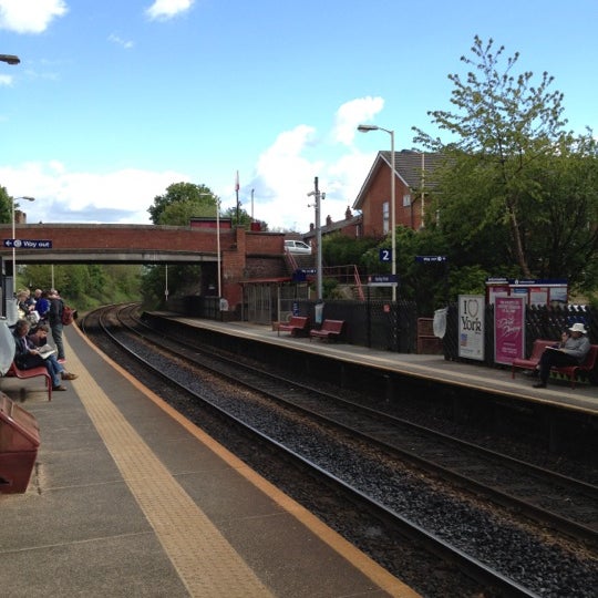 Burley Park Railway Station (BUY) Headingley Ashville Road