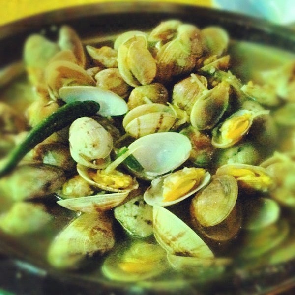 La La Chong Seafood Village