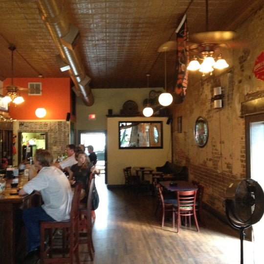 Pour Richards Tavern