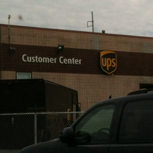UPS Customer Center Post Office in Newark