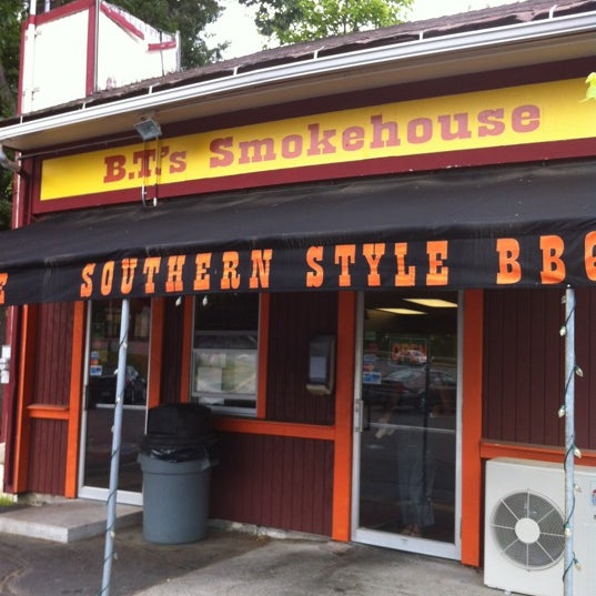 B.T.'s Smokehouse - BBQ Joint In Sturbridge