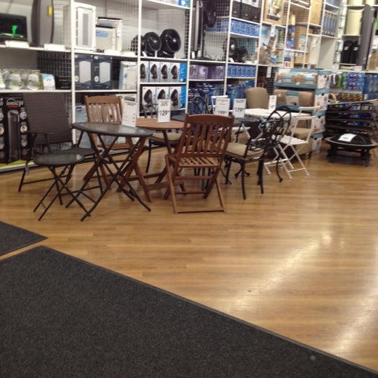 Bed Bath & Beyond Furniture / Home Store in Chicago