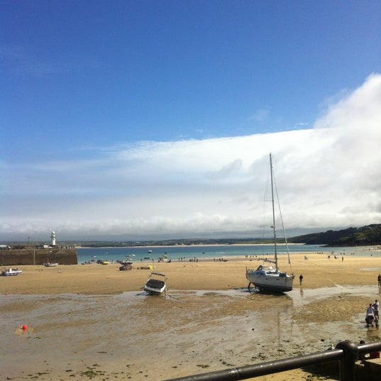 Where's Good? Holiday and vacation recommendations for St Ives, Cornwall, United Kingdom. What's good to see, when's good to go and how's best to get there.