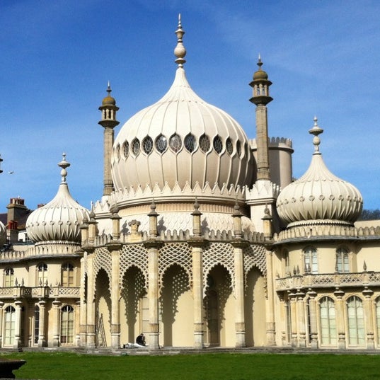 Where's Good? Holiday and vacation recommendations for Brighton, United Kingdom. What's good to see, when's good to go and how's best to get there.