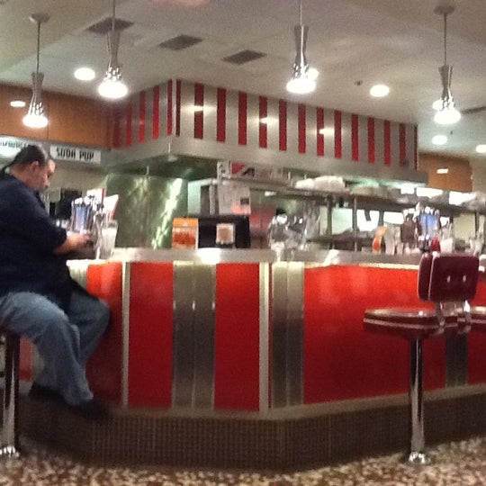 Johnny Rockets - American Restaurant in Monterey