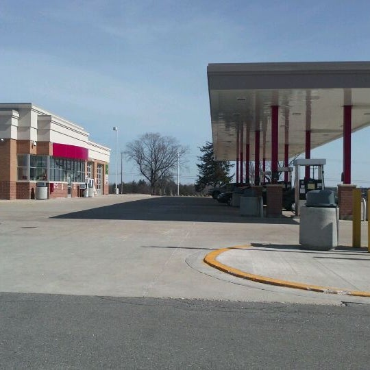 woodman-s-gas-station-menomonee-falls-wi