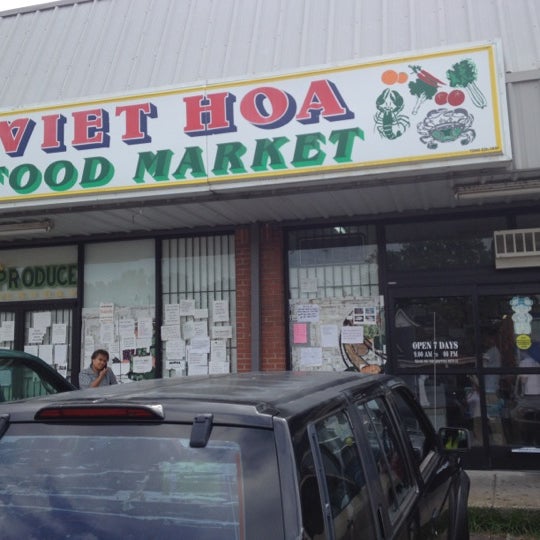 Viet Hoa Food Market