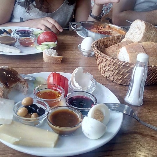 kahvaltı fotoğrafı