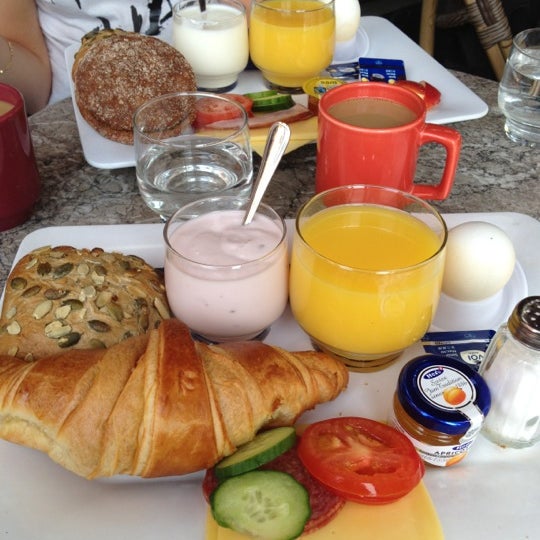 breakfast photo