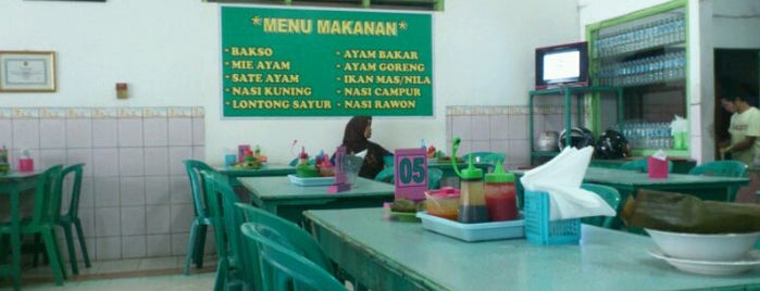 Bakso SURABAYA is one of Wisata Kuliner Samarinda.