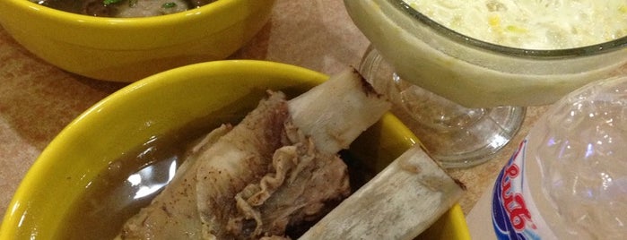 Es Teler 77 is one of Wisata Kuliner Samarinda.